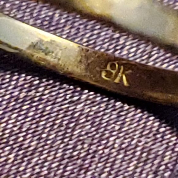 9K Gold Ring with gemstone (garnet) - Picture 4 of 13